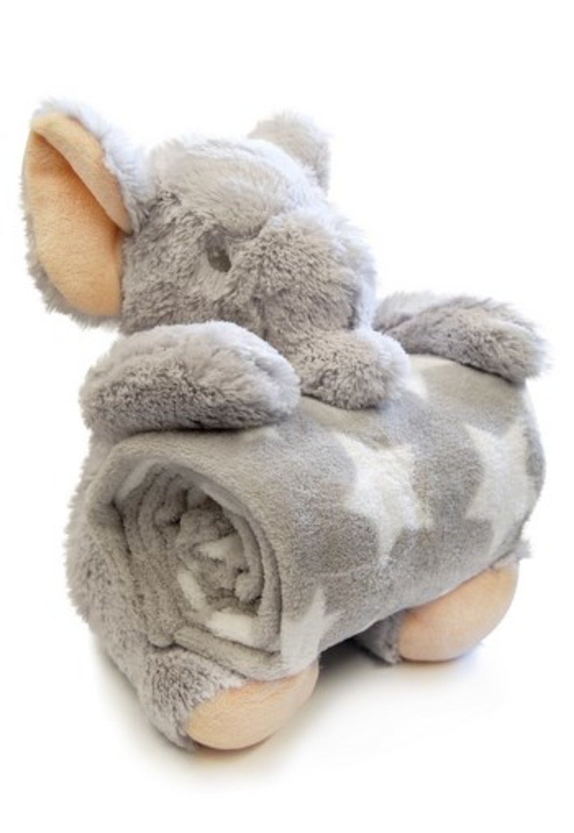  Kinder  Decke mit  pl schig elefant  banaby at