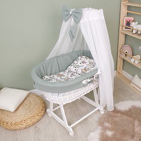 Korbbett mit Ausstattung für ein Baby – Waldtiere, Ourbaby®